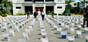 Incautan 1.6 toneladas de cocaína tras tiroteo en Pedernales