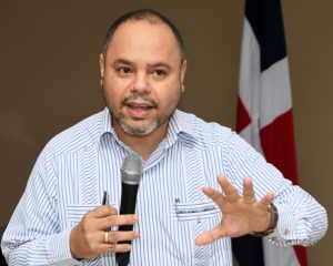 Edwin Rodríguez: “Gimnastas subirán al podio”