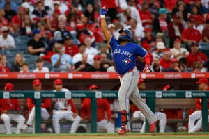 Vladimir Guerrero Jr. la saco y lidera triunfo de los Blue Jays sobre Angelinos