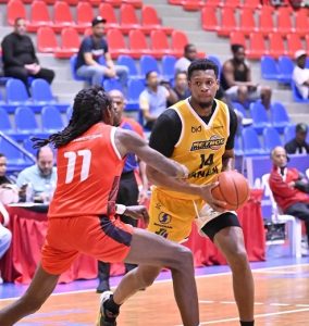 metros-imponen-su-ley-en-la-capital-y-extienden-su-invicto-con-dominio-total-sobre-leones