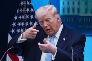 trump-denuncia-«eleccion-amanada»-en-virginia-(aunque-admite-que-no-entendio-el-referendum)