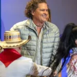 Carlos Vives defiende a los inmigrantes en EE.UU. y reivindica su «orgullo hispano»