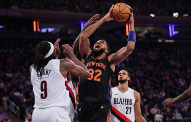 towns-bajo-presion:-los-knicks-dependen-de-su-gigante-en-unos-playoffs-sin-margen-de-error