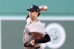 Schlittler guia Yankees en Fenway. Todos los resultados MLB