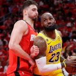 Lakers vencen a Rockets en tiempo extra y ponen la serie 3-0
