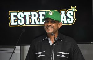 Fernando Tatis oficializado como mánager de Tiburones de La Guaira