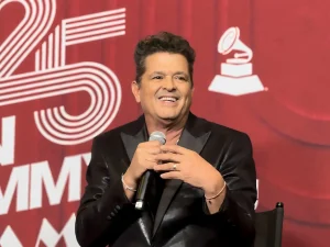 carlos-vives-defiende-a-inmigrantes-en-eeuu.-y-resalta-el-orgullo-hispano