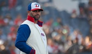 Estrellas Orientales designan a Albert Pujols como presidente de operaciones de béisbol