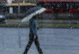 Aguaceros continuarán; 21 provincias y el Distrito Nacional siguen en alerta