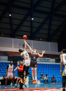 Lugic y Chalas conducen a Cañeros a superar a Soles