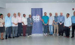 Adopae elige nueva directiva y Fausto Polanco asume presidencia