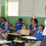 Educación suspende clases en provincias en alerta roja por lluvias