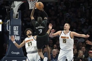 ¡Son sus papás! Los T-Wolves de Minnesota dejan en el camino a Denver y a Jokic otra vez