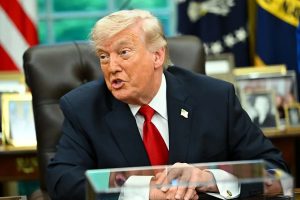 Trump dice que el Reino Unido le habría ayudado en Irán si fuera por Carlos III