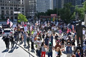 mas-de-4,000-protestas-reivindican-a-trabajadores-en-eeuu.-por-encima-de-multimillonarios