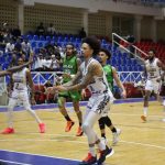 Andersson García debuta como un NBA y guía triunfo de Marineros con triple doble