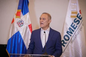 promese/cal-garantiza-abastecimiento-de-medicamentos-con-licitacion-de-rd$2,485-millones