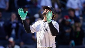 Jasson Domínguez fortalece su posición en el róster de los Yankees tras destacada actuación ofensiva