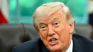 donald-trump-advierte-con-aniquilar-a-iran-tras-tension-en-ormuz
