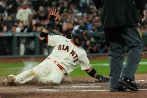 MLB: Gigantes 3, Padres 2, White Sox 6, Angelinos 0, Cubs 5, Rojos 4