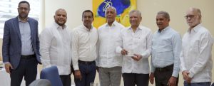 leonardo-aguilera-resalta -labor-social-club-maurico-baez