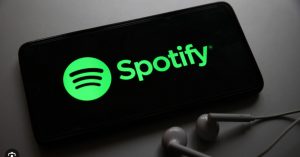 Spotify celebra 20 años con Taylor Swift y Bad Bunny liderando reproducciones