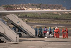¡hogar-dulce-hogar!-retornan-a-sus-paises-pasajeros-de-crucero-afectado-por-hantavirus