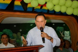 Radhamés Jiménez Peña critica al PRM por el ‘síndrome del borracho’