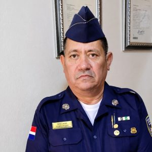 Envían a la justicia cuatro policías por muerte de teniente coronel en La Ciénaga; uno queda detenido