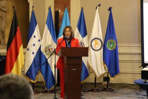 RD analiza experiencia de Guatemala para atender a migrantes retornados