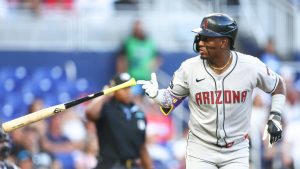 geraldo-perdomo-impulsa-triunfo-por-la-minima-de-arizona-sobre-texas