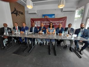 juristas-piden-a-abinader-convocar-al-cnm-para-evaluar-jueces