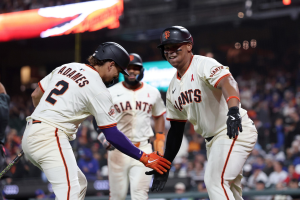 rafael-devers-y-willy-adames-impulsan-contundente-victoria-de-gigantes-sobre-dodgers