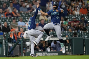 julio-rodriguez-y-randy-arozarena-lideran-victoria-de-marineros-sobre-astros
