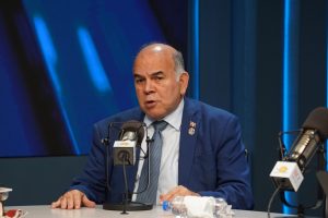 Pelegrín Castillo pide revisar “al derecho y al revés” acuerdo sobre deportados