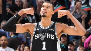 wembanyama-retorna-y-se-come-a-los-timberwolves-con-actuacion-historica