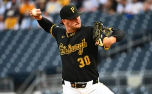 skenes-lleva-un-juego-sin-hits-hasta-la-septima-entrada,-poncha-a-10.-piratas-vencen-a-los-rockies