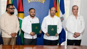 RD y Guyana firman contrato para exploración de bloque petrolero o gas natural en Guyana