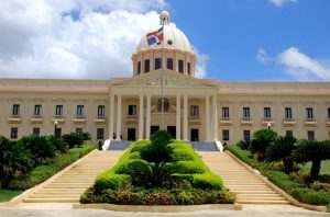 Gobierno impulsa reforma para unificar vigencia de leyes en el Gran Santo Domingo