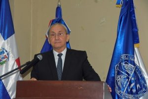 Gobierno prepara decreto para eliminar restricción a licencias de conducir de mayores de 65 años