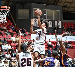 Gigantes superan a los Héroes  y están en la fase de eliminación