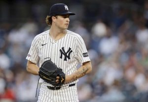 new-york-yankees-pegan-primero-en-la-serie-subway