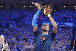 shai-gilgeous-alexander-repite-como-mvp-de-la-nba,-recibira-premio-este-domingo