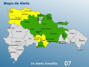 COE eleva alertas por vaguada y riesgo de inundaciones en varias provincias