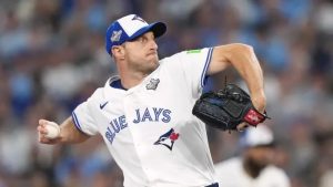 max-scherzer-realiza-una-sesion-de-bullpen-mientras-se-recupera-de-una-tendinitis