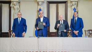 Luis Abinader y FINJUS firman acuerdo para fortalecer la institucionalidad y democracia