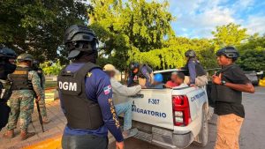 Migración detiene a más de 2 mil y deporta a 1,350 indocumentados en un solo día