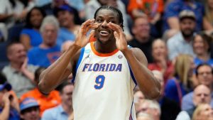 rueben-chinyelu-va-por-el-golpe-definitivo-en-su-ultimo-ano-con-florida