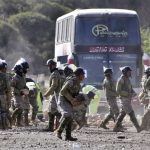 Tres muertos tras accidente de agentes antidroga y disturbios en cuartel policial en Bolivia