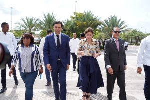 raquel-pena-y-roberto-angel-salcedo-inauguran-primer-festival-cultural-de-la-region-enriquillo